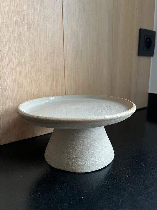 Taartschotel beige met glanzend glazuur
